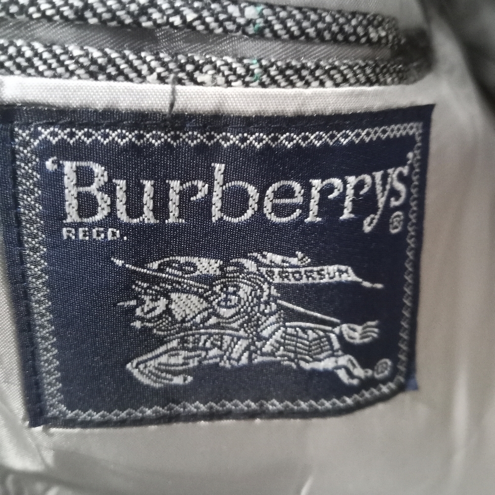 Vintage Burberry gray plaid oversized blazer - Picture 9 of 11